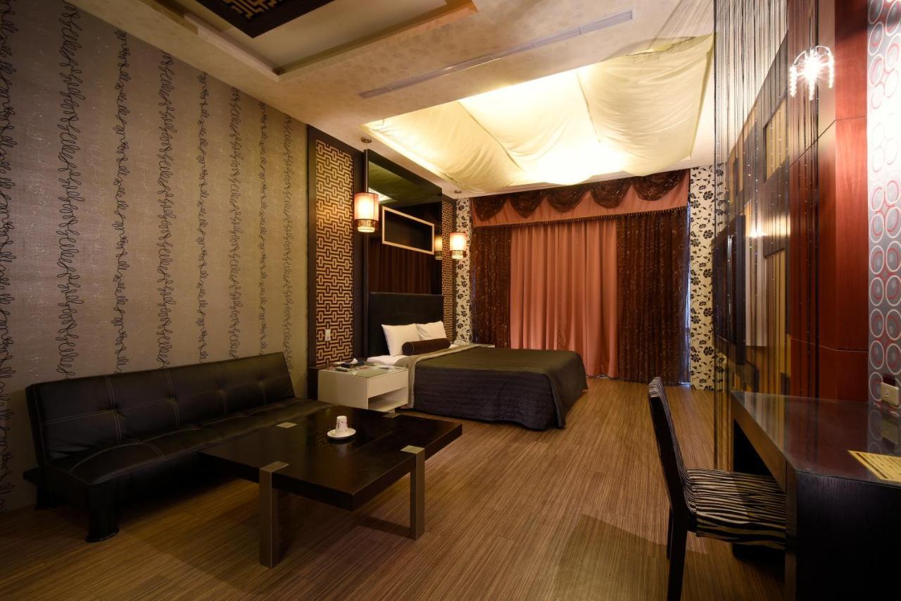 Sun Garden Motel Kaohsiung Exterior foto